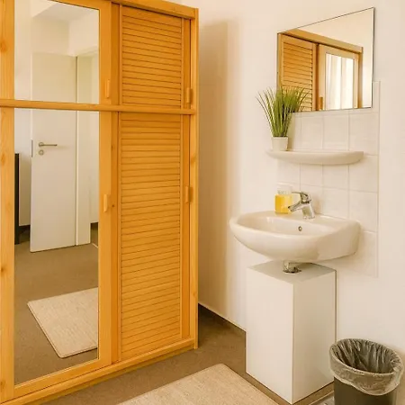 Gasthof H1 Herberge-one