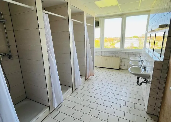 Gasthof H1 Herberge-one *