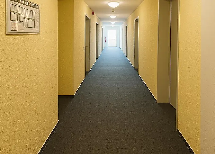 H1 Herberge-one Gasthof *